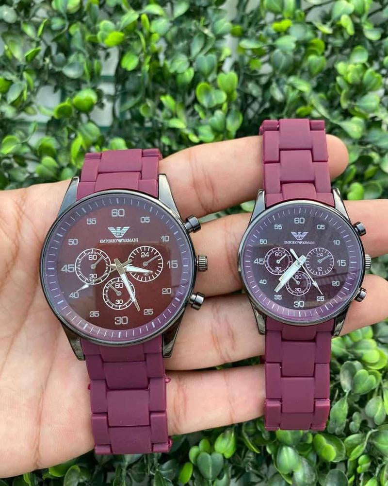 Couple watch maroon